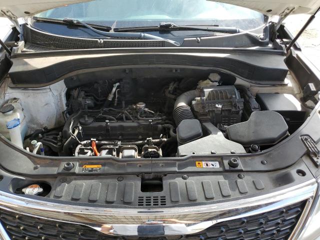 Photo 11 from auction – 2015 KIA SORENTO LX with VIN 5XYKT3A69FG575706
