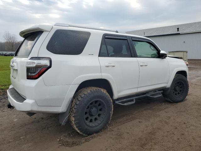 Photo 3 from auction – 2017 TOYOTA 4RUNNER SR with VIN JTEBU5JR9H5420552