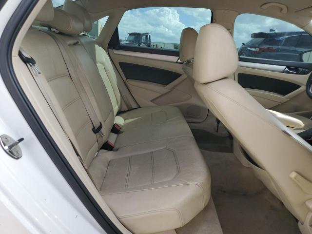 Photo 10 from auction – 2012 VOLKSWAGEN PASSAT SE with VIN 1VWBP7A39CC050157