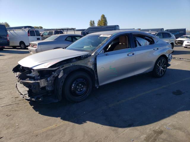 LEXUS ES 250 BAS 2022 with VIN 58AD11D16NU009748 - Photo from auction