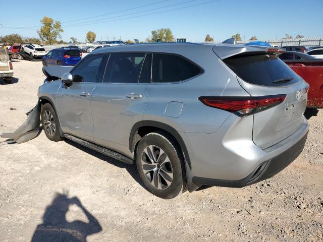 Photo 2 from auction – 2021 TOYOTA HIGHLANDER with VIN 5TDGZRAH0MS056018