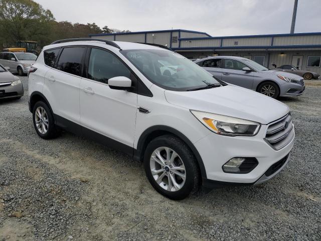 Photo 4 from auction – 2018 FORD ESCAPE SE with VIN 1FMCU0GD3JUB36350