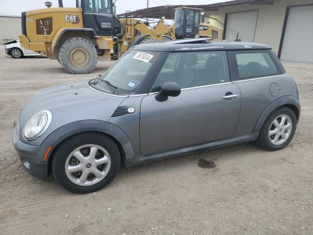 MINI COOPER 2010 with VIN WMWMF3C58ATZ66196 - Photo from auction