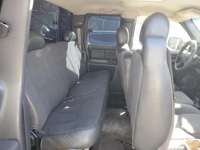 Photo 10 from auction – 2003 CHEVROLET SILVERADO with VIN 1GCHK29U73E342647