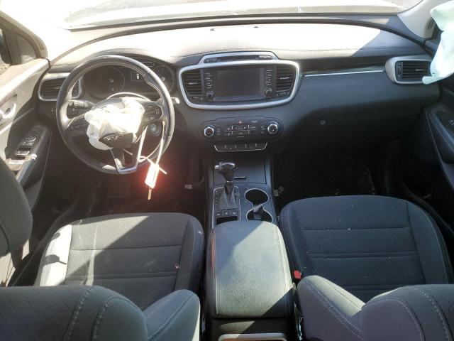 Photo 8 from auction – 2017 KIA SORENTO LX with VIN 5XYPGDA33HG282537
