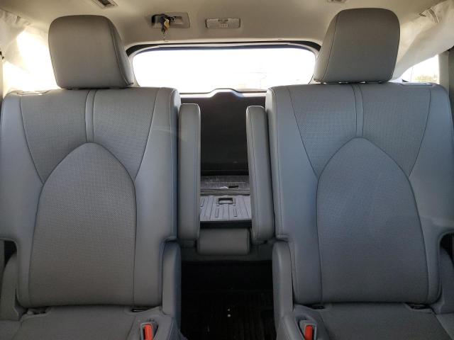 Photo 10 from auction – 2022 TOYOTA HIGHLANDER with VIN 5TDDZRBH4NS213648