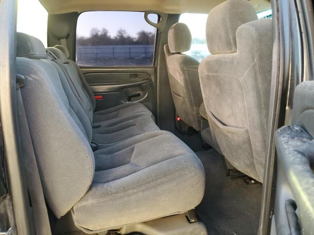 Photo 10 from auction – 2004 CHEVROLET SILVERADO with VIN 2GCEK13T241357671