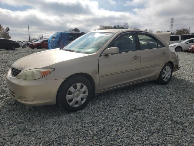 TOYOTA CAMRY LE 2002 with VIN 4T1BE32K82U090838 - Photo from auction