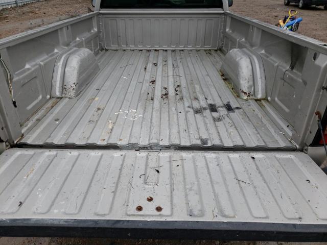 Photo 10 from auction – 2005 CHEVROLET SILVERADO with VIN 1GCEC14XX5Z109577
