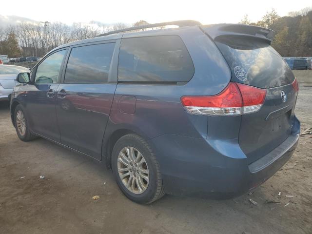 Photo 2 from auction – 2014 TOYOTA SIENNA XLE with VIN 5TDYK3DCXES418248
