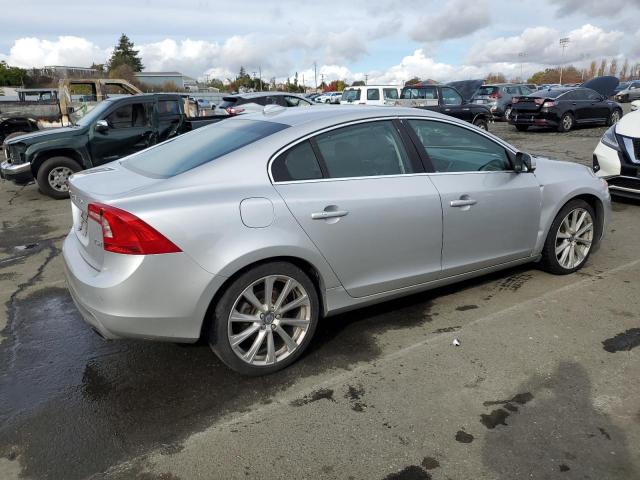 Photo 3 from auction – 2016 VOLVO S60 PREMIE with VIN LYV402FK4GB097352