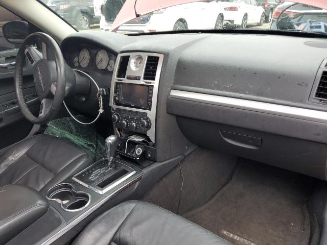 Photo 8 from auction – 2010 CHRYSLER 300 TOURIN with VIN 2C3CA5CV5AH132364