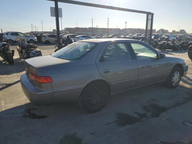 Zdjęcie 3 z aukcji – 2000 TOYOTA CAMRY z VIN 4T1BF22K0YU112847