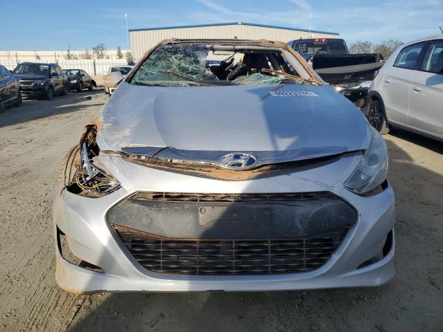 Photo 5 from auction – 2014 HYUNDAI SONATA HYB with VIN KMHEC4A48EA104531
