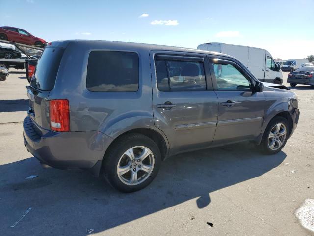 Photo 3 from auction – 2015 HONDA PILOT EX with VIN 5FNYF3H49FB021952
