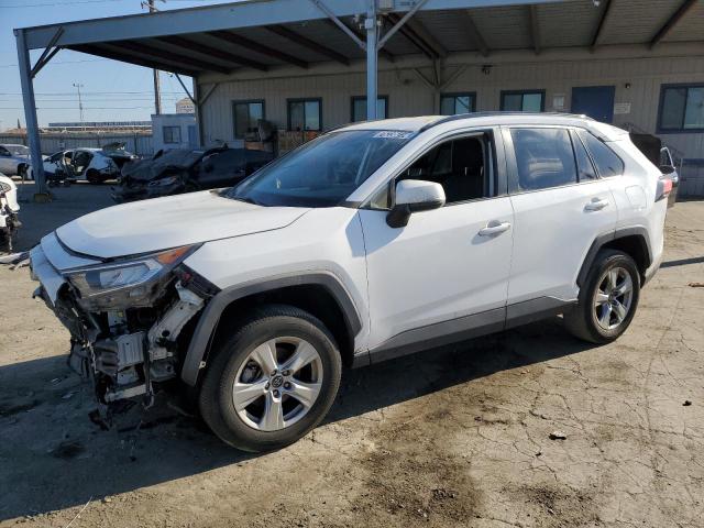 TOYOTA RAV4 XLE 2020 with VIN 2T3W1RFV4LC054837 - Photo from auction