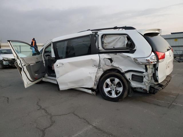 Photo 2 from auction – 2013 TOYOTA SIENNA LE with VIN 5TDKK3DC7DS383267