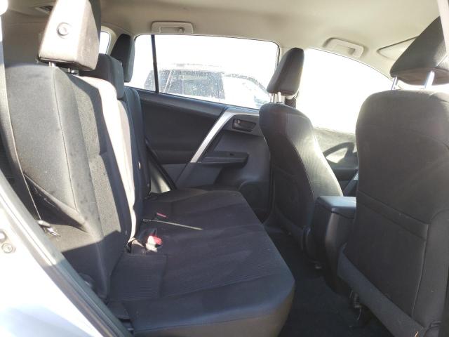Photo 11 from auction – 2015 TOYOTA RAV4 LE with VIN 2T3BFREV7FW256141