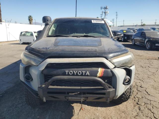 Photo 5 from auction – 2018 TOYOTA 4RUNNER SR with VIN JTEBU5JR5J5519858