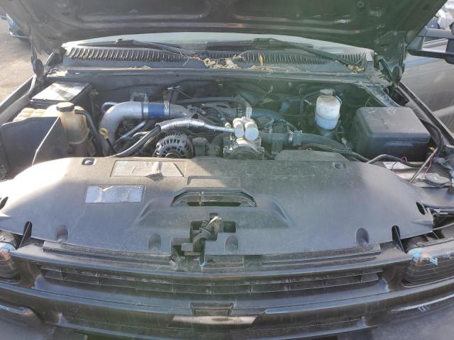 Photo 11 from auction – 2002 CHEVROLET SILVERADO with VIN 1GCHK23182F135868