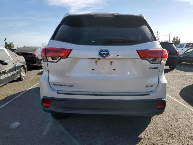 Photo 6 from auction – 2019 TOYOTA HIGHLANDER with VIN 5TDJGRFH8KS067544