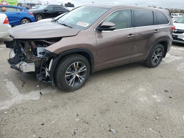 Снимка 1 от търг – 2018 TOYOTA HIGHLANDER с VIN 5TDBZRFH6JS812871