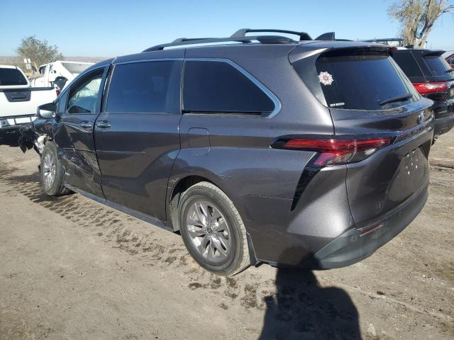 Photo 2 from auction – 2021 TOYOTA SIENNA XLE with VIN 5TDJRKEC4MS020439