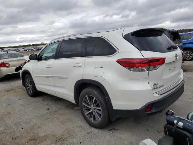 Photo 2 from auction – 2017 TOYOTA HIGHLANDER with VIN 5TDJZRFH7HS520300