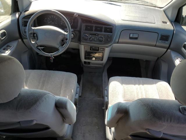 Photo 8 from auction – 2000 TOYOTA SIENNA LE with VIN 4T3ZF13C5YU250522