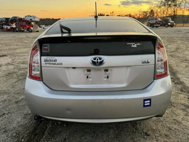 Photo 6 from auction – 2014 TOYOTA PRIUS with VIN JTDKN3DU6E1860589