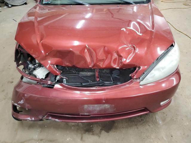 Photo 11 from auction – 2005 TOYOTA CAMRY LE with VIN 4T1BF30K75U107195