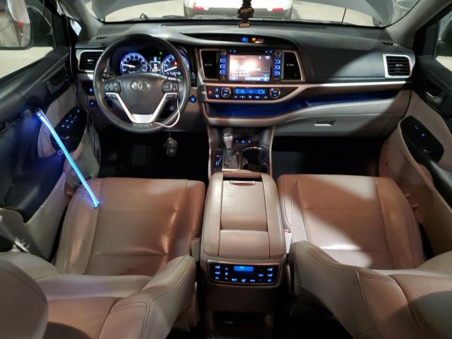 Photo 8 from auction – 2016 TOYOTA HIGHLANDER with VIN 5TDDKRFH6GS267681