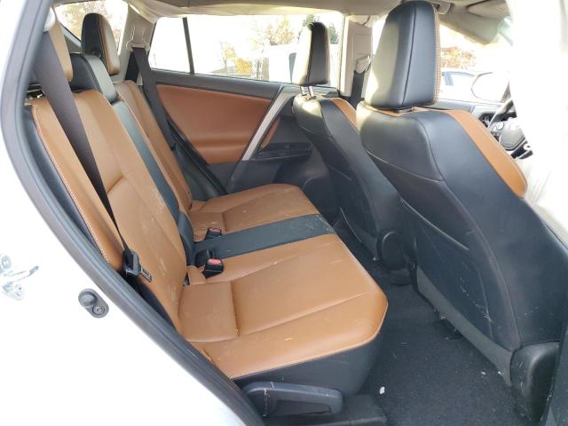 Photo 11 from auction – 2017 TOYOTA RAV4 LIMIT with VIN 2T3DFREV2HW557363