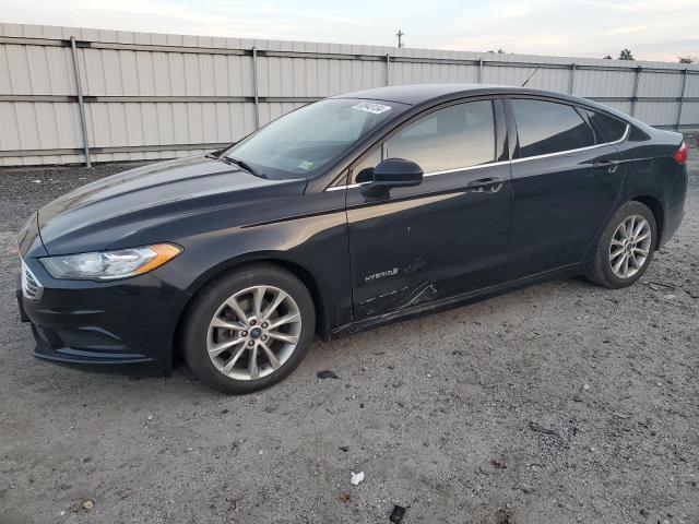FORD FUSION SE 2017 with VIN 3FA6P0LU4HR138310 - Photo from auction