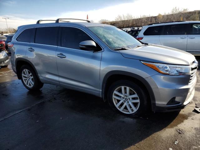 Photo 4 from auction – 2016 TOYOTA HIGHLANDER with VIN 5TDBKRFH2GS235978