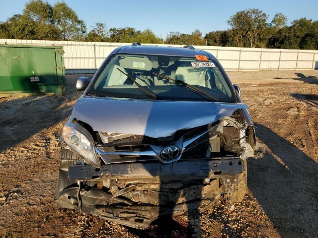 Photo 5 from auction – 2018 TOYOTA SIENNA XLE with VIN 5TDYZ3DC7JS963698