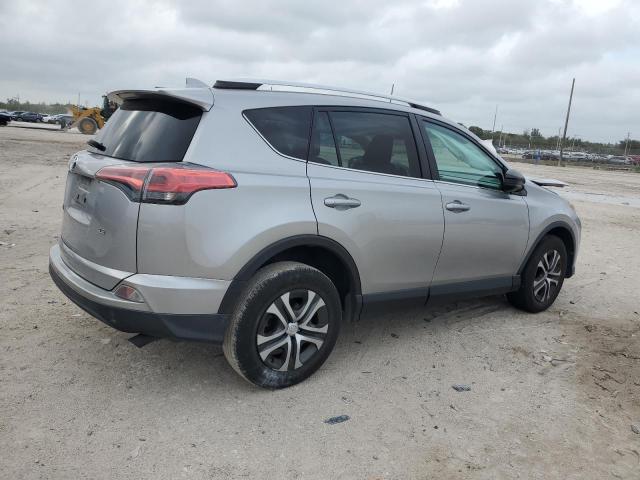 Photo 3 from auction – 2016 TOYOTA RAV4 LE with VIN 2T3ZFREV6GW235541