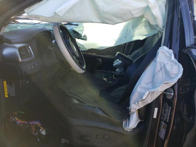 Photo 7 from auction – 2017 KIA SORENTO EX with VIN 5XYPHDA58HG302084