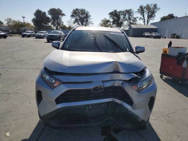 Photo 5 from auction – 2021 TOYOTA RAV4 LE with VIN 2T3K1RFV0MC114788