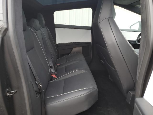 Photo 10 from auction – 2024 TESLA CYBERTRUCK with VIN 7G2CEHED4RA013156