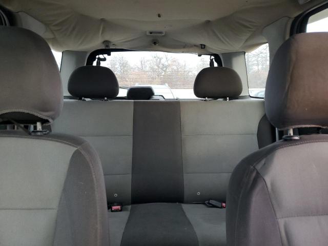 Photo 10 from auction – 2004 FORD ESCAPE XLS with VIN 1FMYU92184KA91008