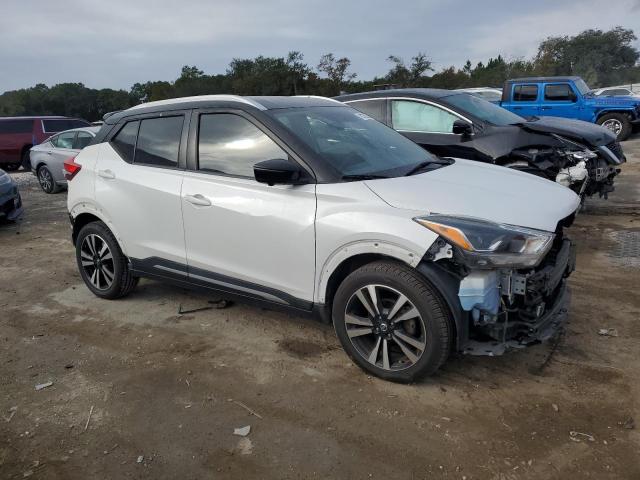 Photo 4 from auction – 2019 NISSAN KICKS S with VIN 3N1CP5CU2KL548398