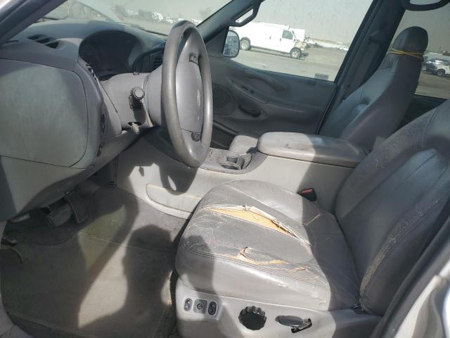 Photo 7 from auction – 2002 FORD EXPEDITION with VIN 1FMRU15W62LA39106