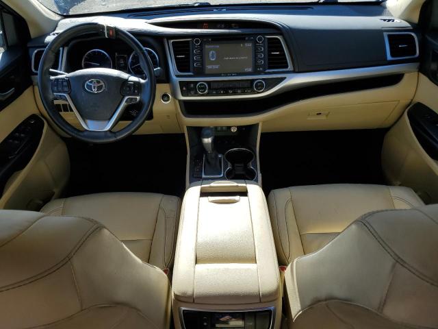 Photo 8 from auction – 2018 TOYOTA HIGHLANDER with VIN 5TDJZRFH7JS843199