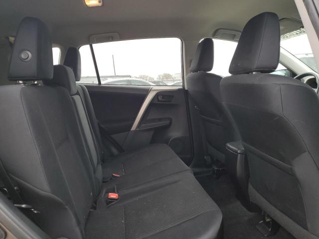 Photo 11 from auction – 2015 TOYOTA RAV4 LE with VIN 2T3BFREV5FW381705