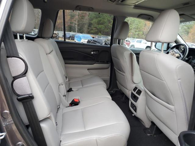 Photo 11 from auction – 2017 HONDA PILOT EXL with VIN 5FNYF6H88HB070938