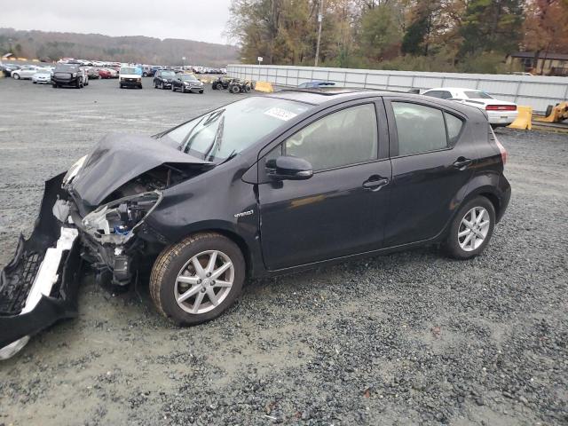Photo 1 from auction – 2016 TOYOTA PRIUS C with VIN JTDKDTB36G1120105
