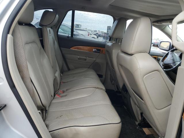 Photo 11 from auction – 2011 LINCOLN MKX with VIN 2LMDJ8JK7BBJ17864
