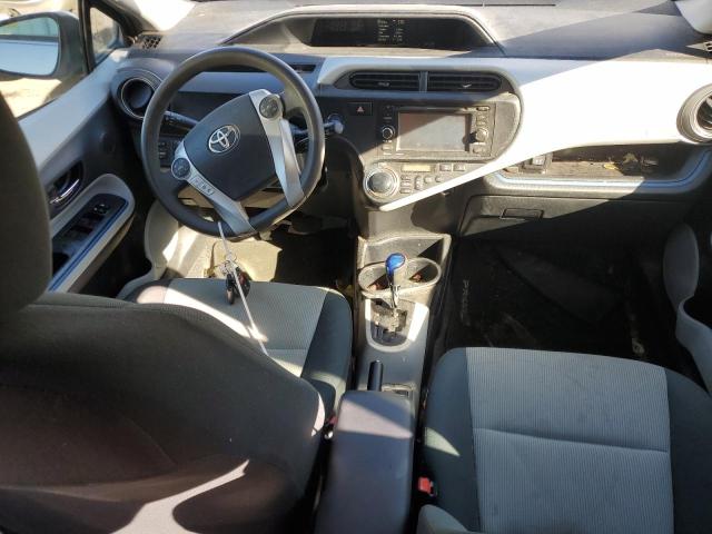 Photo 8 from auction – 2012 TOYOTA PRIUS C with VIN JTDKDTB32C1001400