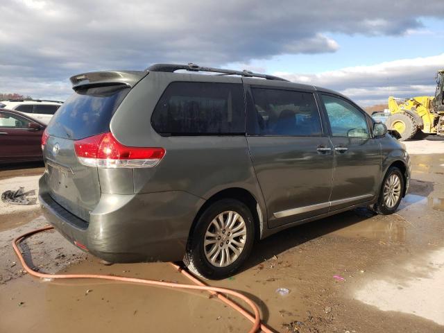 Photo 3 from auction – 2014 TOYOTA SIENNA XLE with VIN 5TDYK3DC0ES410076